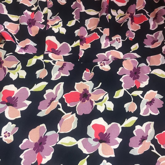 Floral Long Sleeve Open Back Dress - Picture 4 of 11